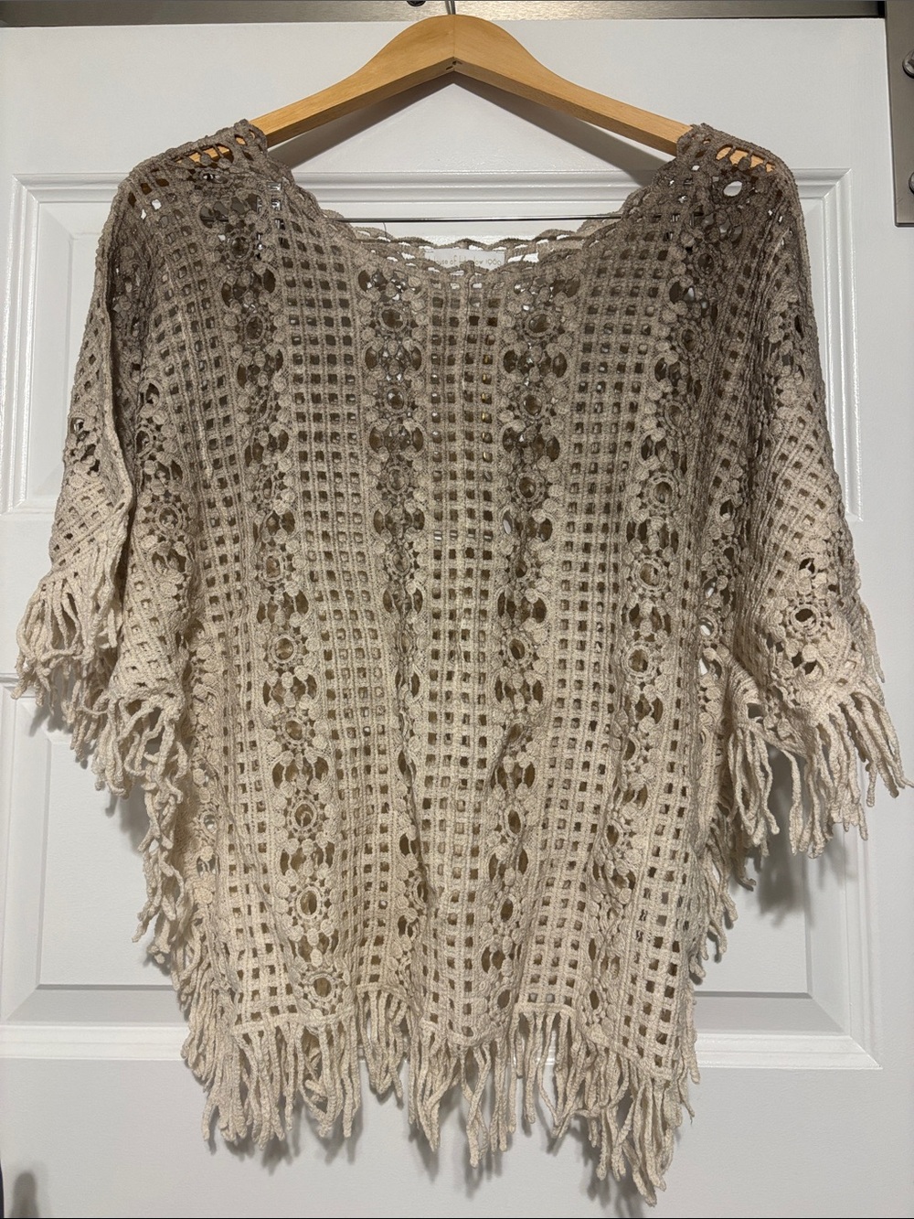 House of Harlow 1960 Crochet Fringe Poncho